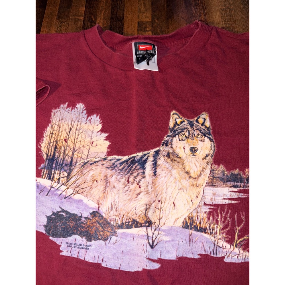 Vintage Nike Team Bruce Miller Wolf Graphic T-Shirt Maroon XXL 2000s Nature Tee
